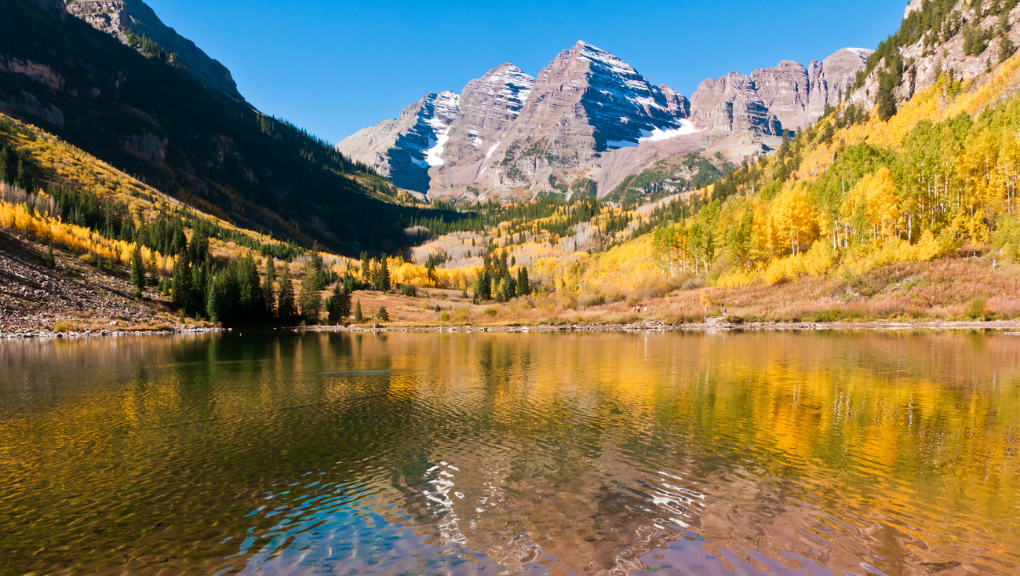 Maroon Bells - mountain with Colorado fall trees