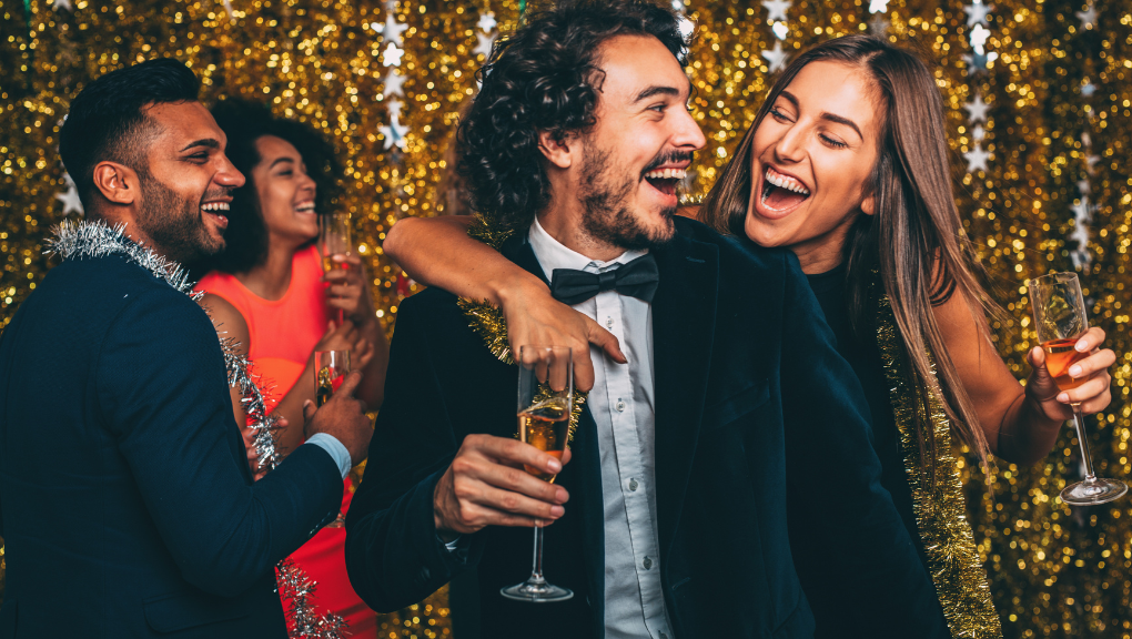 couple at party where to watch the ball drop